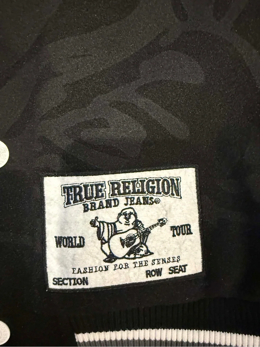 True Religion Varsity Jacket Men’s M Black Gray Leather Sleeves Y2K 02